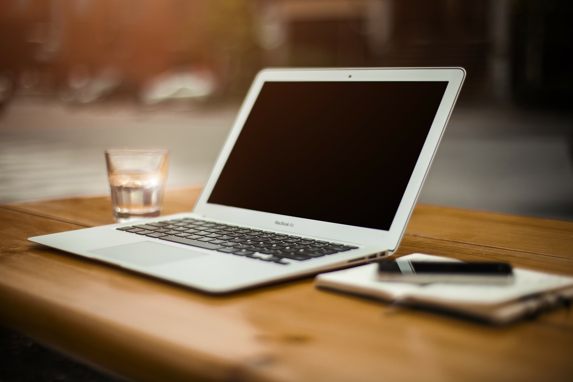 How to develop your IT business successfully ?